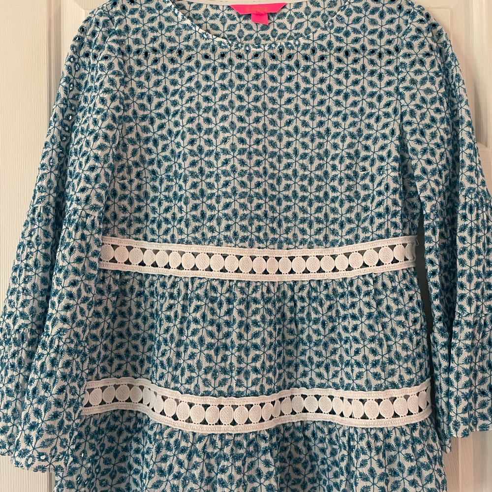 Lily Pulitzer blue and white eyelet top